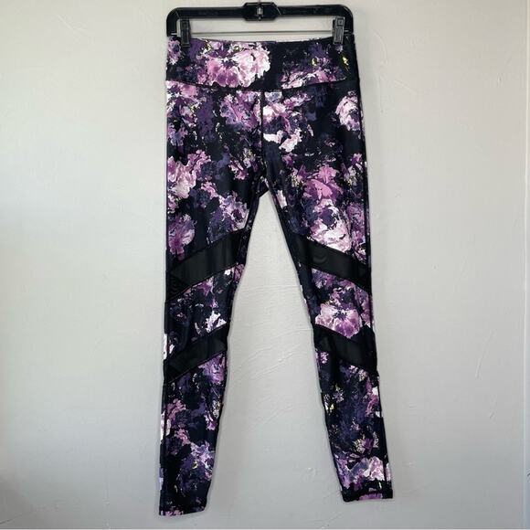 FABLETICS Purple Floral Gaviota Leggings Activewear Athletic Yoga Running Gym - Picture 2 of 8